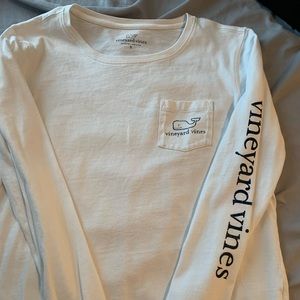 Long sleeve vineyard vines shirt